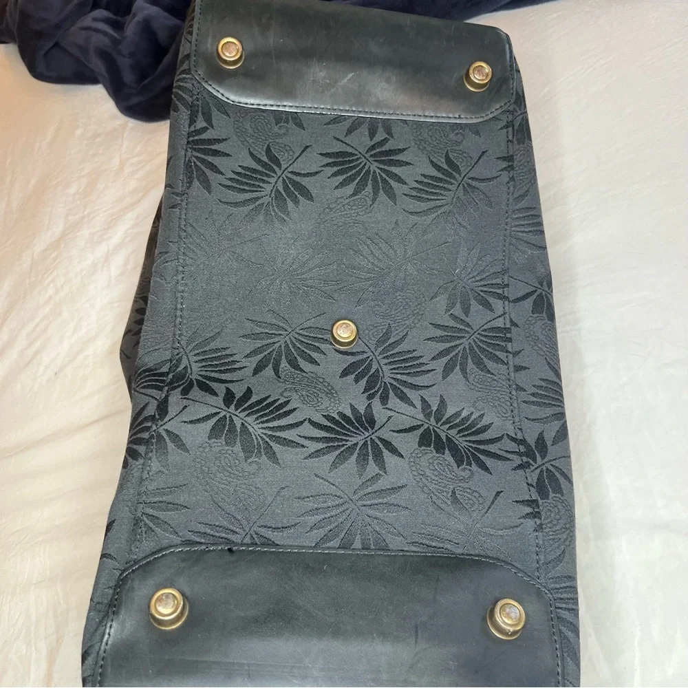 Tommy Bahama Large Black Duffle Bag, Shoulder Strap Top Handles Leather Accents